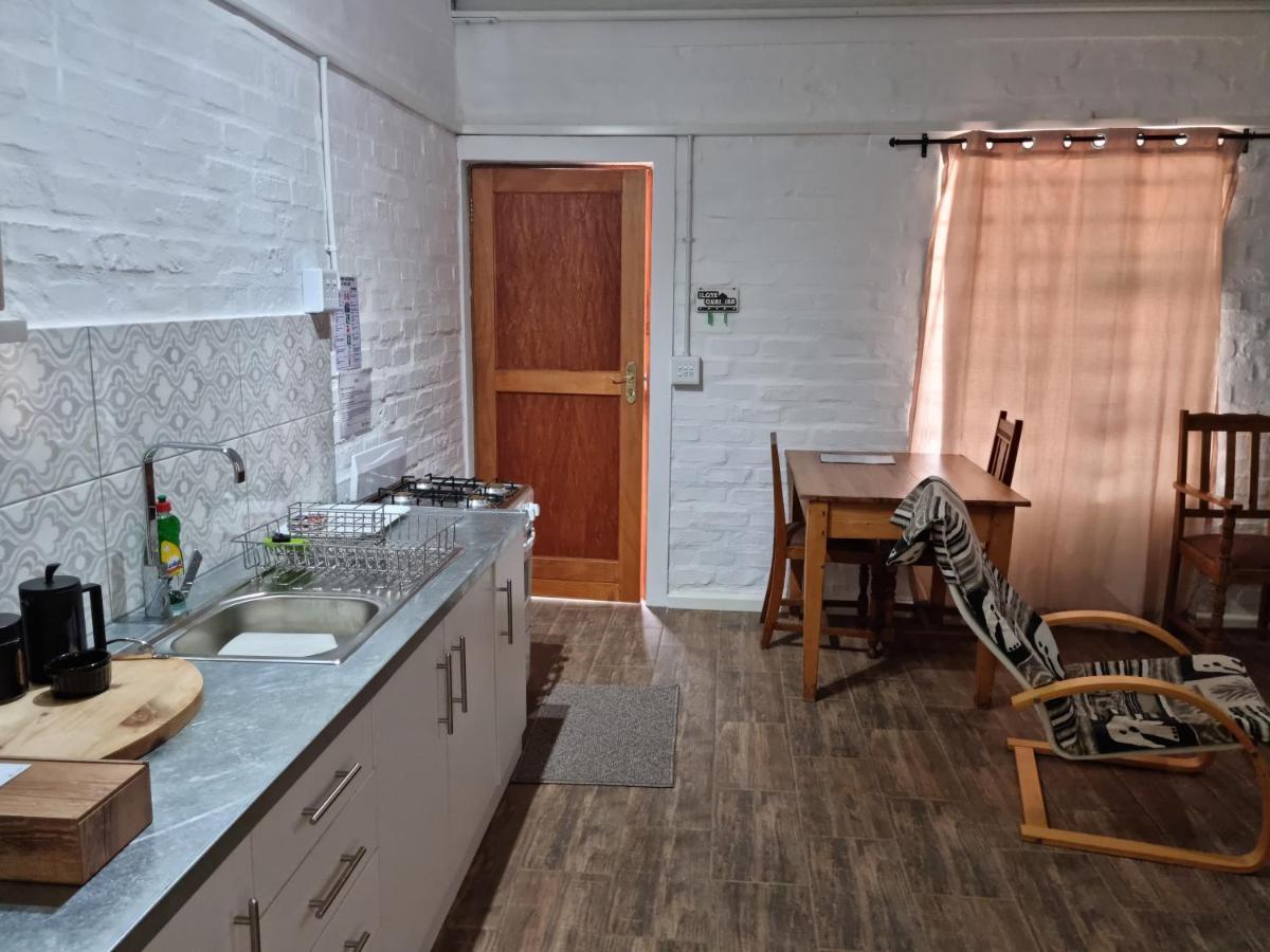Greenhouse Accommodation Тулбаг Екстериор снимка