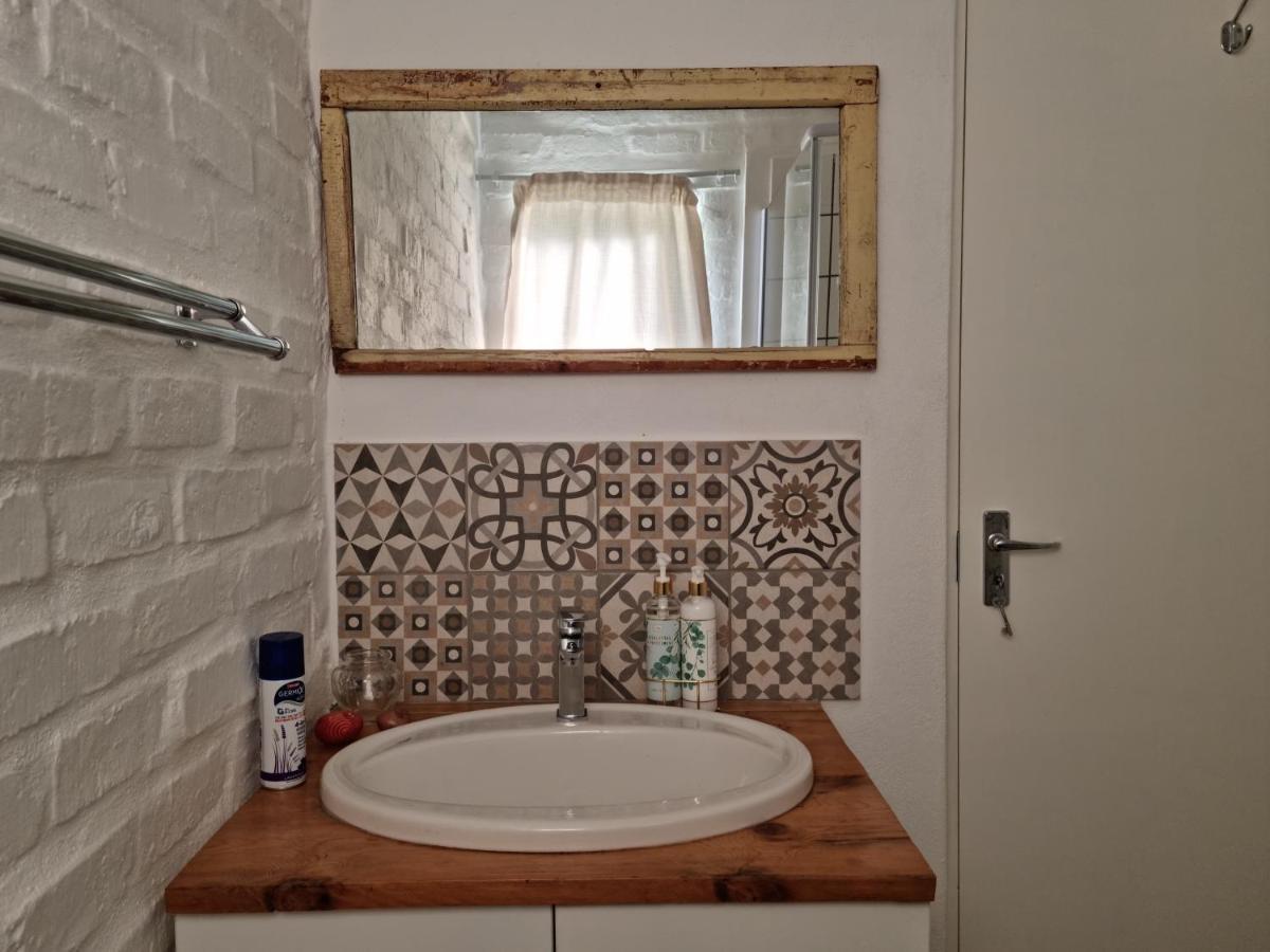 Greenhouse Accommodation Тулбаг Екстериор снимка