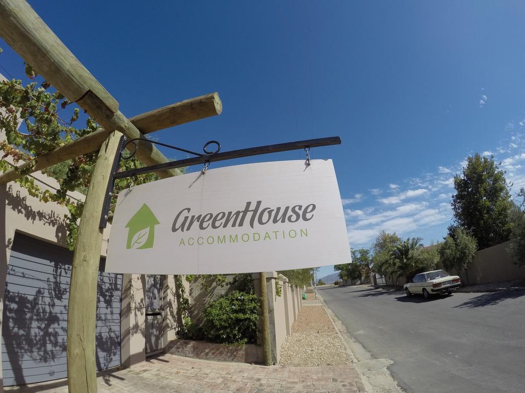 Greenhouse Accommodation Тулбаг Екстериор снимка